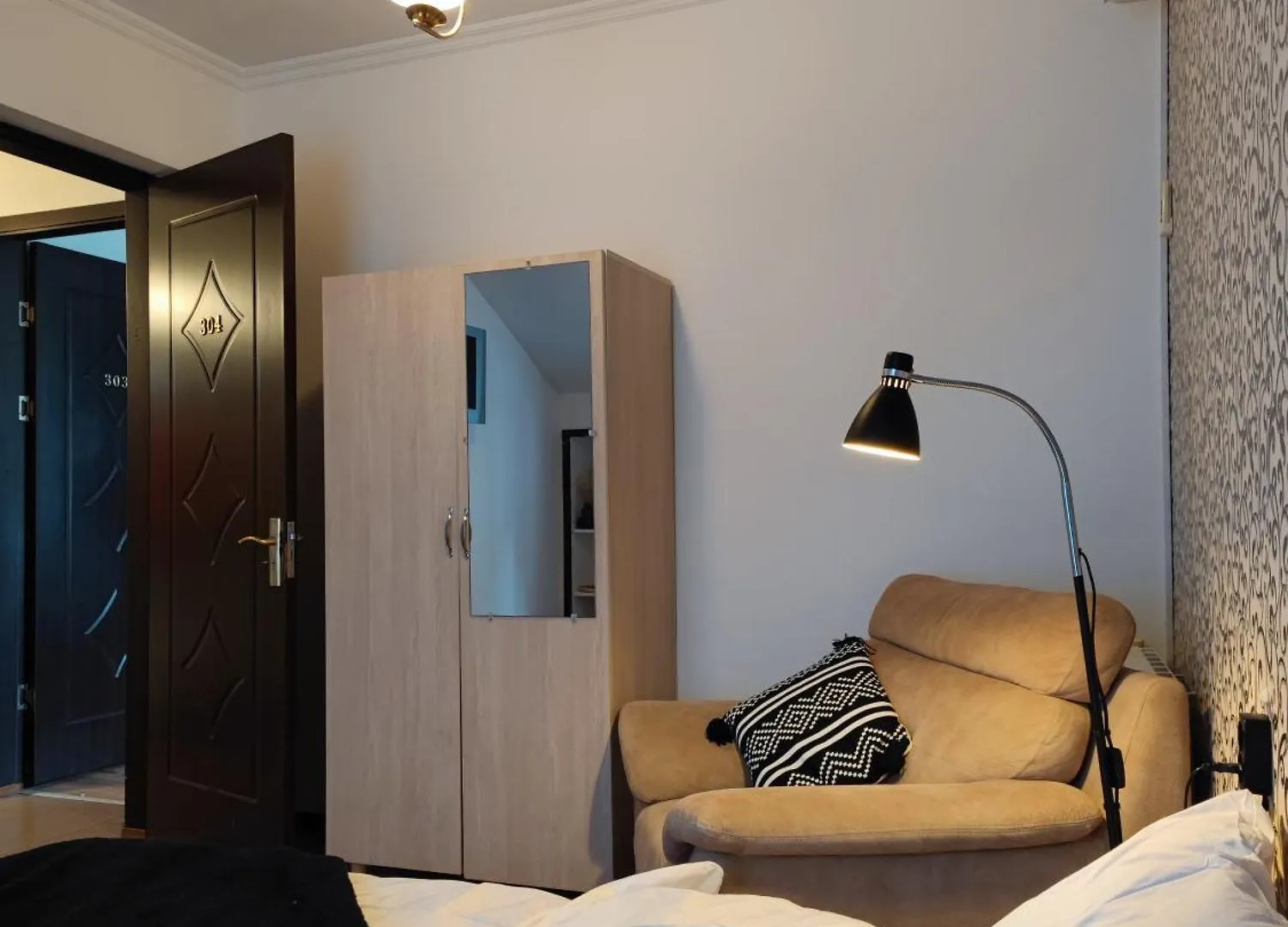 Palm Guesthouse Batumi Guest house
